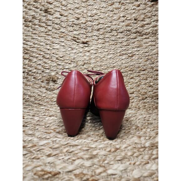 Masseys Red Synthetic Heeled Ankle Booties Boot Size 8.5 M Lace Up Wingtip - Picture 8 of 11